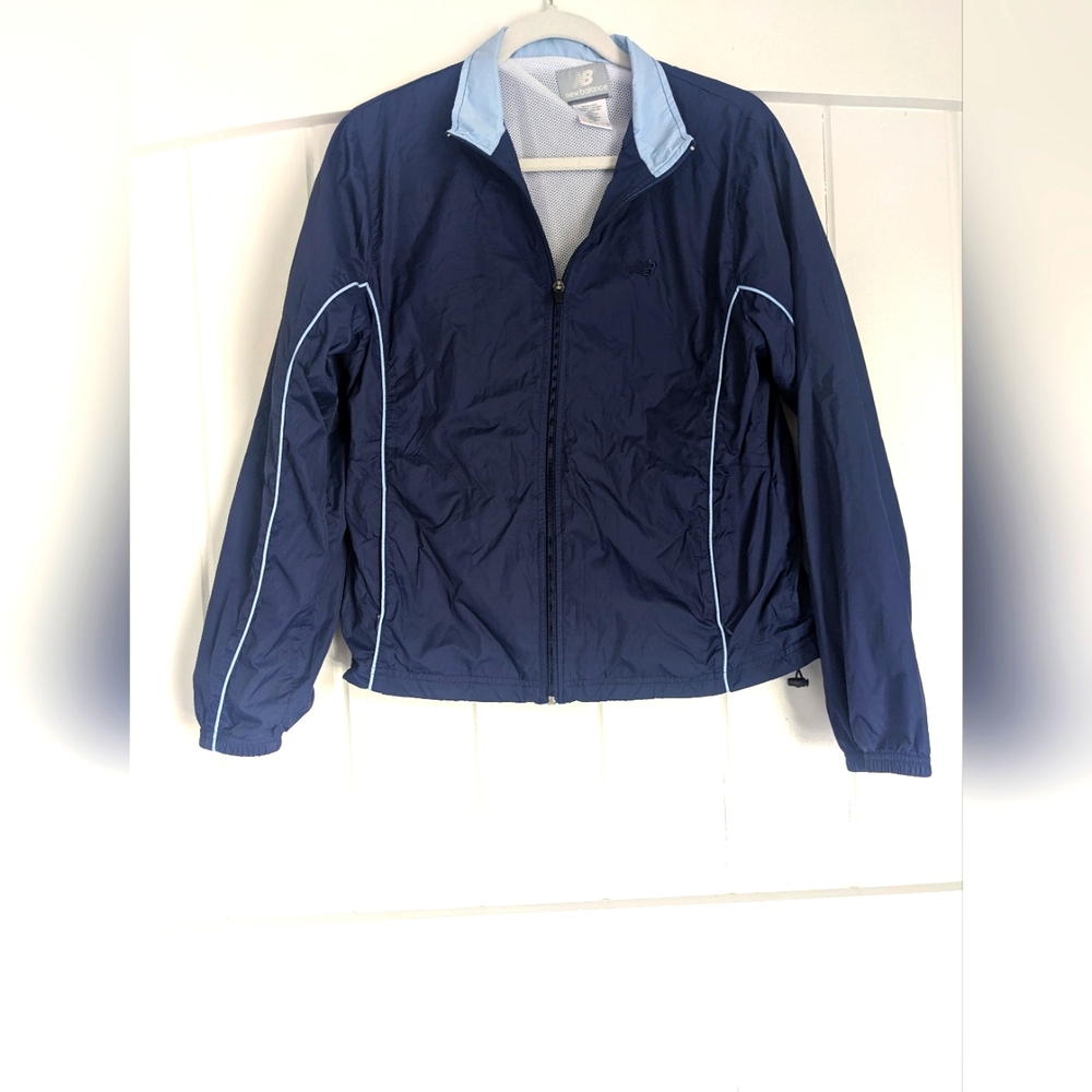 NEW BALANCE Women's Navy/Light Blue Full Zip Windbreaker | L